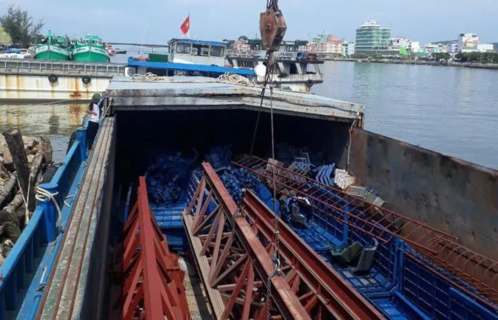 Vận chuyển hàng hóa quá khổ quá tải đi đảo phú quốc