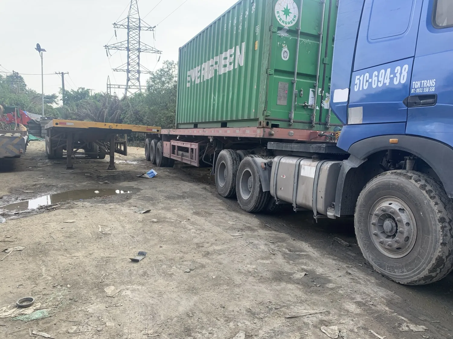 vận chuyển vật tư đi phú quốc