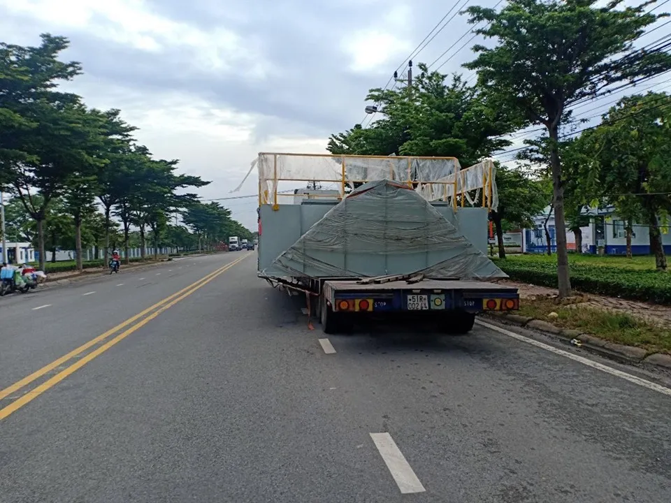 vận chuyển hàng quá khổ quá tải