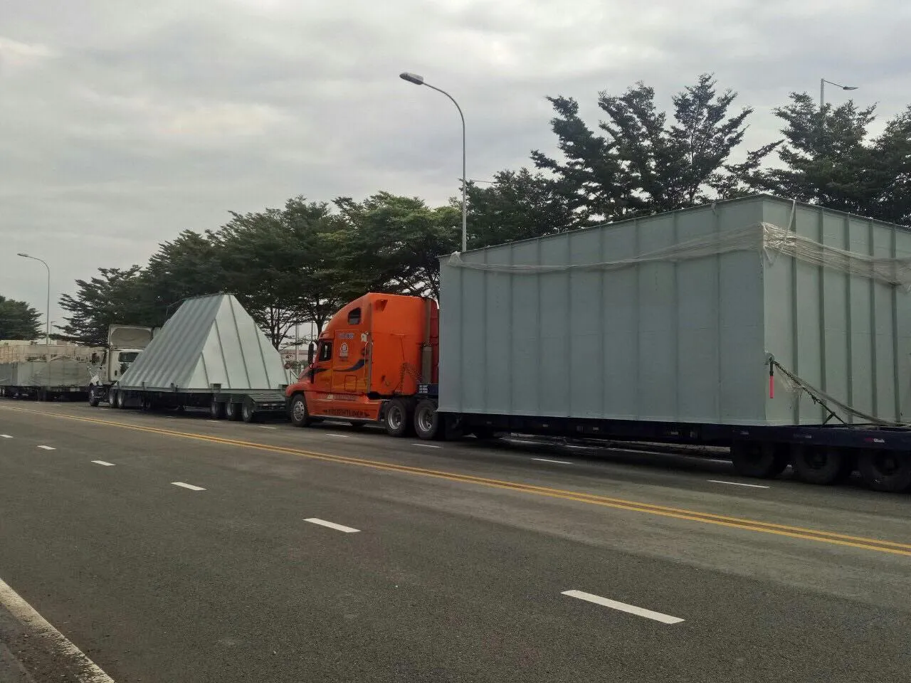 Vận chuyển thiết bị cơ khí gia công chế tạo uy tín giá tốt