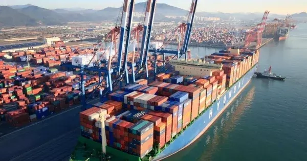 Doanh nghiệp vận tải biển nguy cơ bị 'bào mòn' lợi nhuận